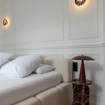 Velours By Collection Aura - Maison Les Arcades Face A La Gare De * Charleville-Mézières