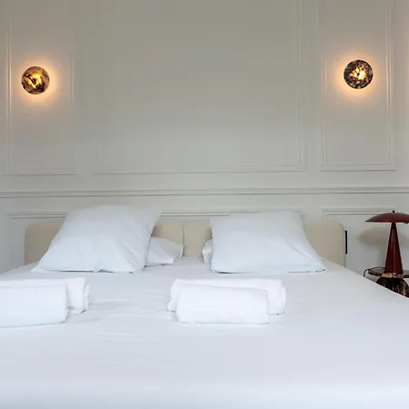 Velours By Collection Aura - Maison Les Arcades Face A La Gare De