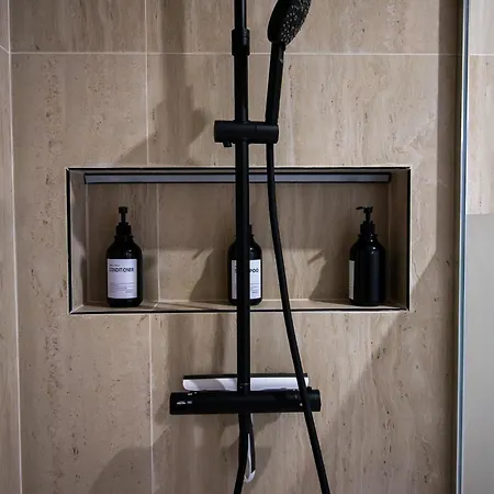 Velours By Collection Aura - Maison Les Arcades Face A La Gare De Charleville-Mézières