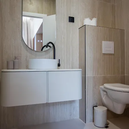 Velours By Collection Aura - Maison Les Arcades Face A La Gare De *