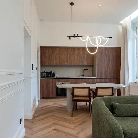 Velours By Collection Aura - Maison Les Arcades Face A La Gare De Charleville-Mézières