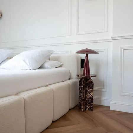 Velours By Collection Aura - Maison Les Arcades Face A La Gare De Apartment
