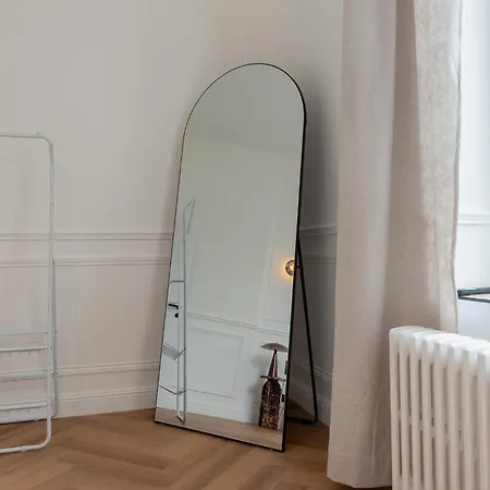 Velours By Collection Aura - Maison Les Arcades Face A La Gare De * Charleville-Mézières